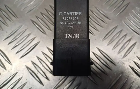 Glow plug pre-heat relay