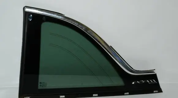 Opel Adam Rear side window