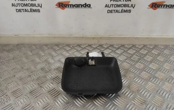 Toyota RAV 4 (XA50) Glove box central console 5881342040