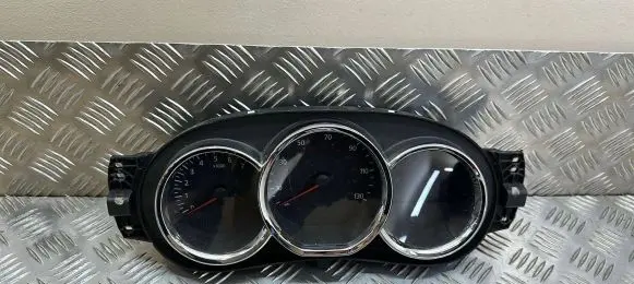 Dacia Sandero Speedometer (instrument cluster) 2131243 2870998 248105453R