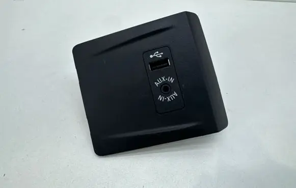 BMW 2 F45 USB socket connector 9266607