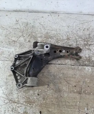 Front lower control arm/wishbone
