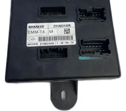 Fuse box set