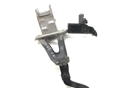 BMW 5 E60 E61 Headlight/headlamp mounting bracket 7163483 51647163483