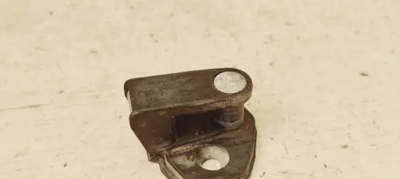 BMW 3 E36 Front door lock loop/hook striker 8122299