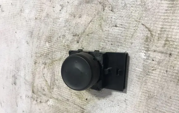 Opel Insignia A Seat control switch 13285104 2072