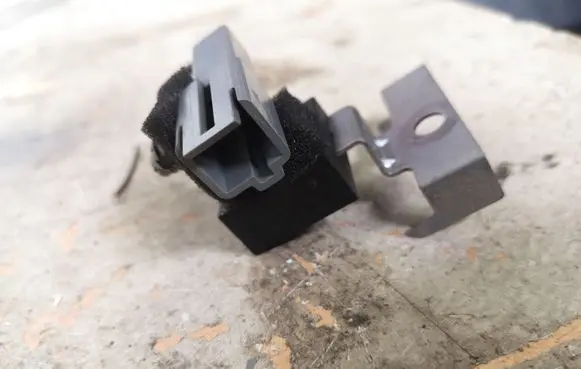 Ford Mustang VI Aerial antenna filter 