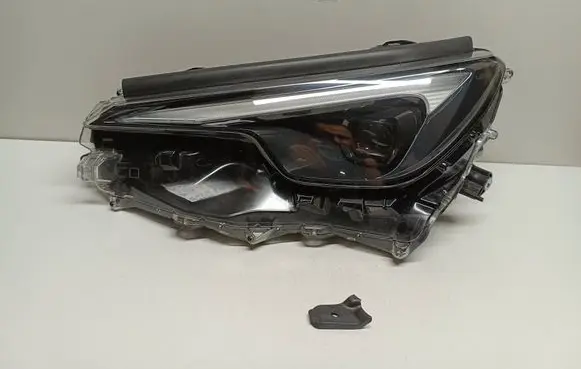 Lexus LBX Headlight/headlamp