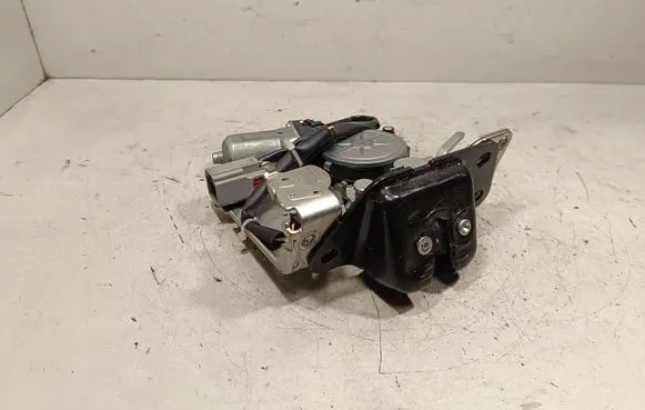Jeep Grand Cherokee Tailgate/trunk/boot lock/catch/latch A95613106BU
