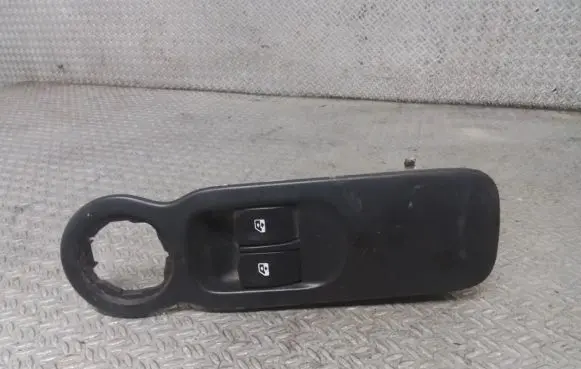 Renault Modus Electric window control switch E28982
