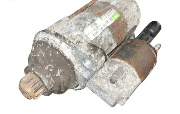 Volkswagen PASSAT B7 Starter motor 02Z911023P TS18ER121 2310091767
