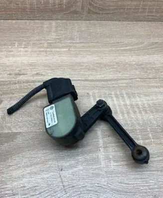 Audi Q7 4L Headlight/headlamp level sensor 7L0616214B