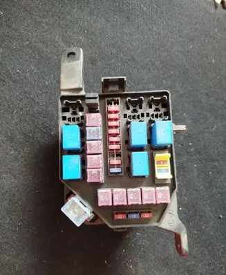 KIA Picanto Fuse box set 9120007240E 05030103040049