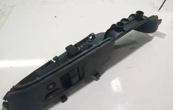 Honda Jazz Electric window control switch 83591SAAJ010M1