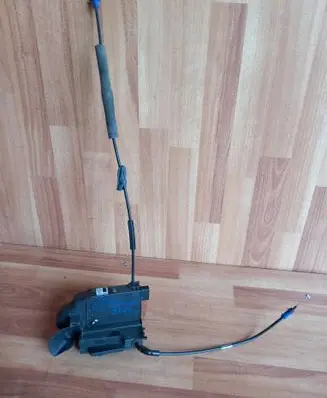 Citroen C4 II Picasso Front door lock 9810310280 A073377