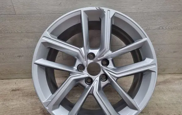 Audi A5 R18 alloy rim 8W0601025FL