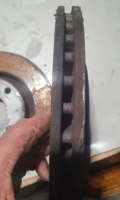 Peugeot 2008 I Front brake disc
