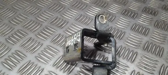 Opel Insignia A Rear door lower hinge A046574