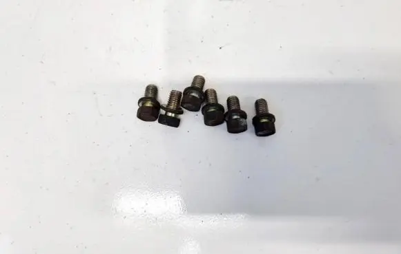 Hyundai Lantra II Nuts/bolts 