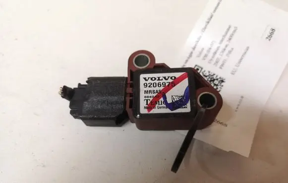 Volvo V50 Airbag deployment crash/impact sensor 9206975 MRSA5 8840A5