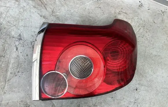 Toyota Avensis T250 Rear/tail lights