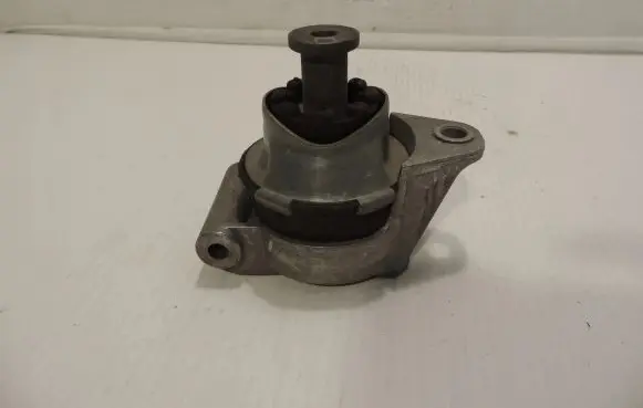 Opel Meriva B Engine mount vacuum valve 13347071