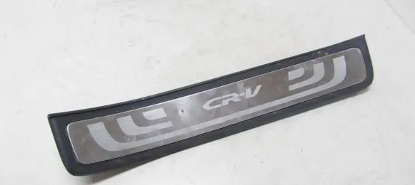 Honda CR-V Rear sill trim cover 84212T0AA0120