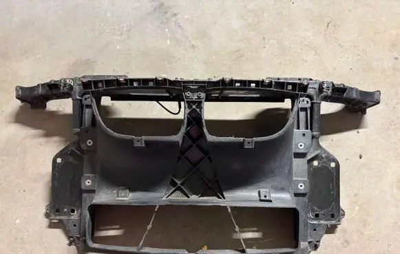 BMW 1 E81 E87 Radiator support slam panel 1857513007