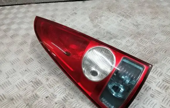 Renault Espace - Grand espace IV Rear/tail lights 8200027153