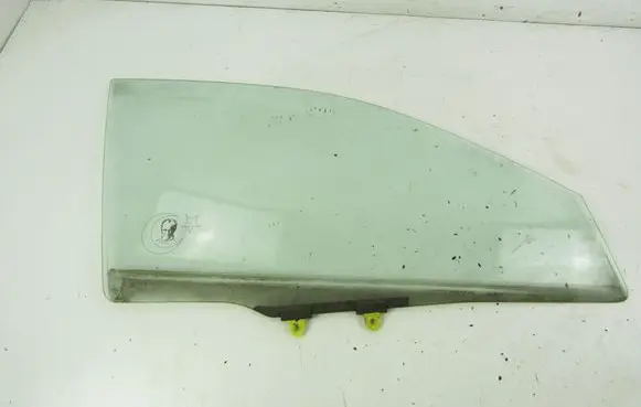 Mitsubishi Lancer Front door window glass four-door 