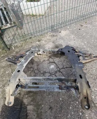 Renault Scenic I Front subframe