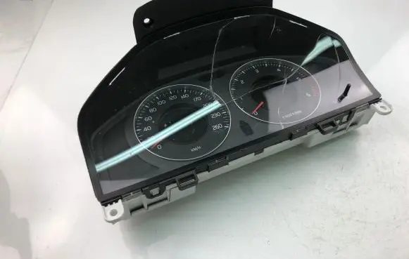 Volvo XC70 Speedometer (instrument cluster) 31254535AA