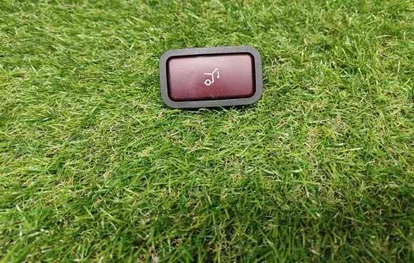 Mercedes-Benz ML W164 Tailgate opening switch 2118219551