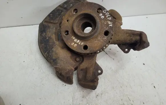 Volkswagen Golf IV Front wheel hub