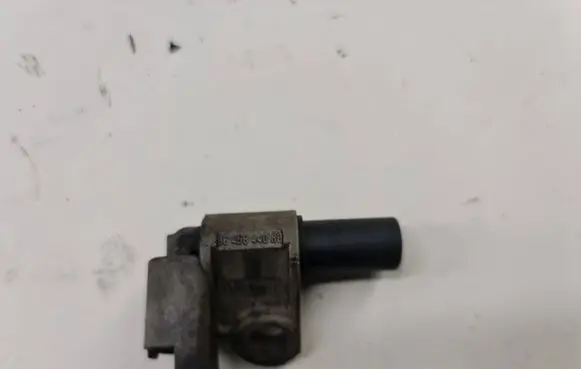 Peugeot 407 Camshaft position sensor 9645844080