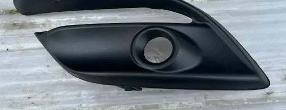 Mazda 3 III Front fog light trim/grill BACC50C21 KF090