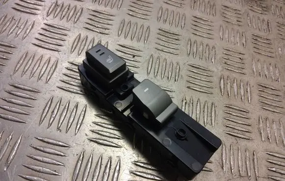 Hyundai Ioniq Electric window control switch 93580g2500