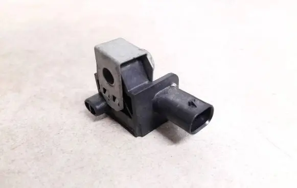 BMW 5 GT F07 Airbag deployment crash/impact sensor 6577922417704 65779224177-04