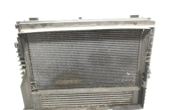 BMW 5 E60 E61 Radiator set 7795878