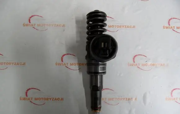 Audi A3 S3 A3 Sportback 8P Fuel injector 038130073AG