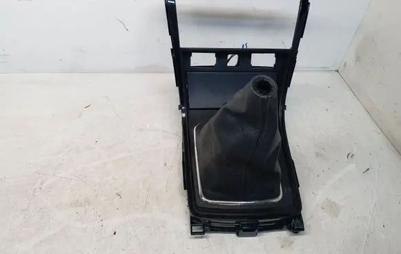 Mazda 6 Other center console (tunnel) element GDK164333