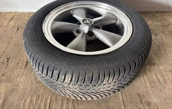 Ford Mustang V R17 alloy rim 