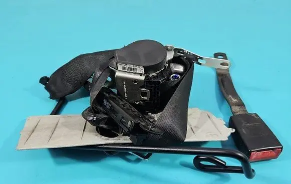 Volkswagen Polo IV 9N3 Front seatbelt 6Q3857705L IMPRK1461433