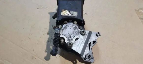 BMW 5 E39 Power steering pump 1095749 7691974518