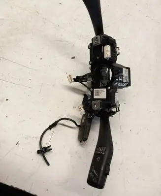 Skoda Octavia Mk2 (1Z) Indicator stalk 5K0953521AT 10092010