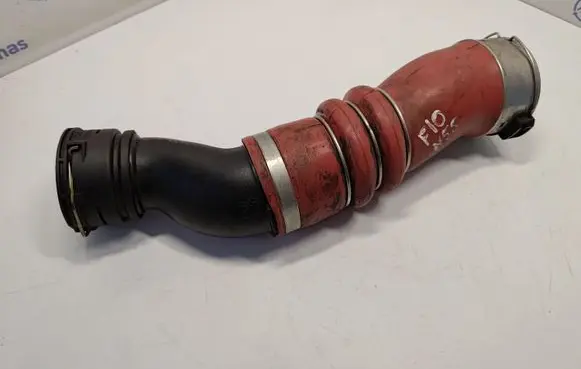BMW 5 F10 F11 Intercooler hose/pipe 13717583728