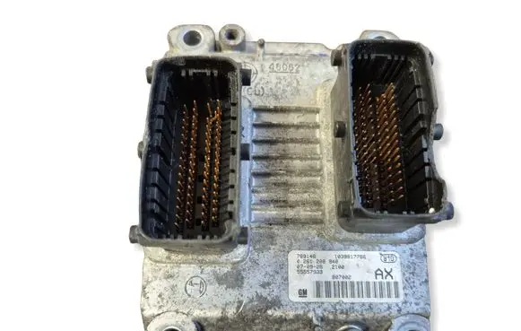 Opel Corsa C Engine control unit/module 0261208940 1039S17766 55557933