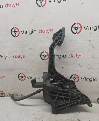Clutch pedal