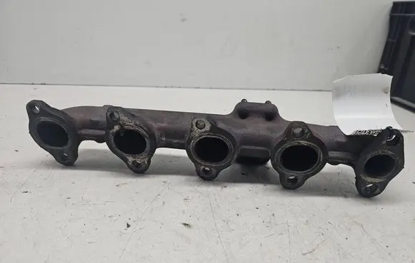 Ford Focus C-MAX Exhaust manifold 