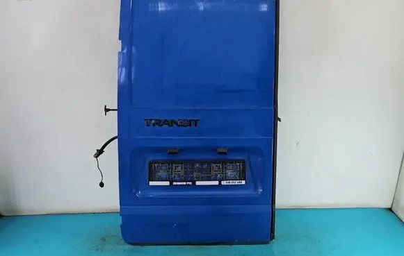 Rear door